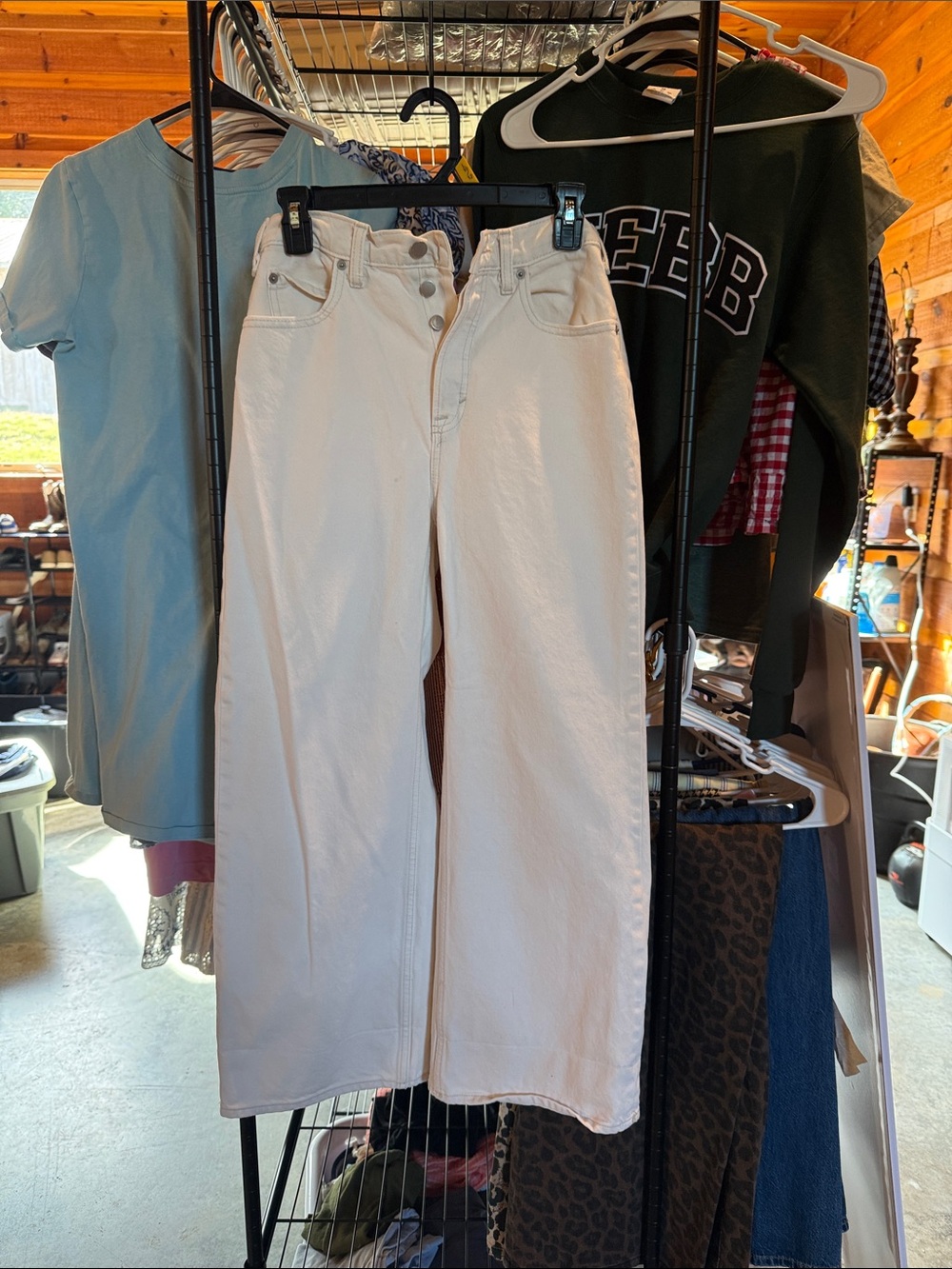 Universal Thread White Wide-Leg High-Rise Jeans